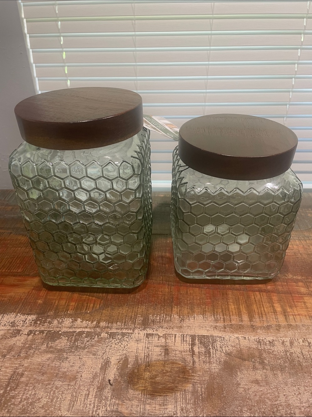 Gourmet Kitchen Green Glass with Designs Canister Set with AcaciaLids - 2 Pieces - Picture 5 of 6